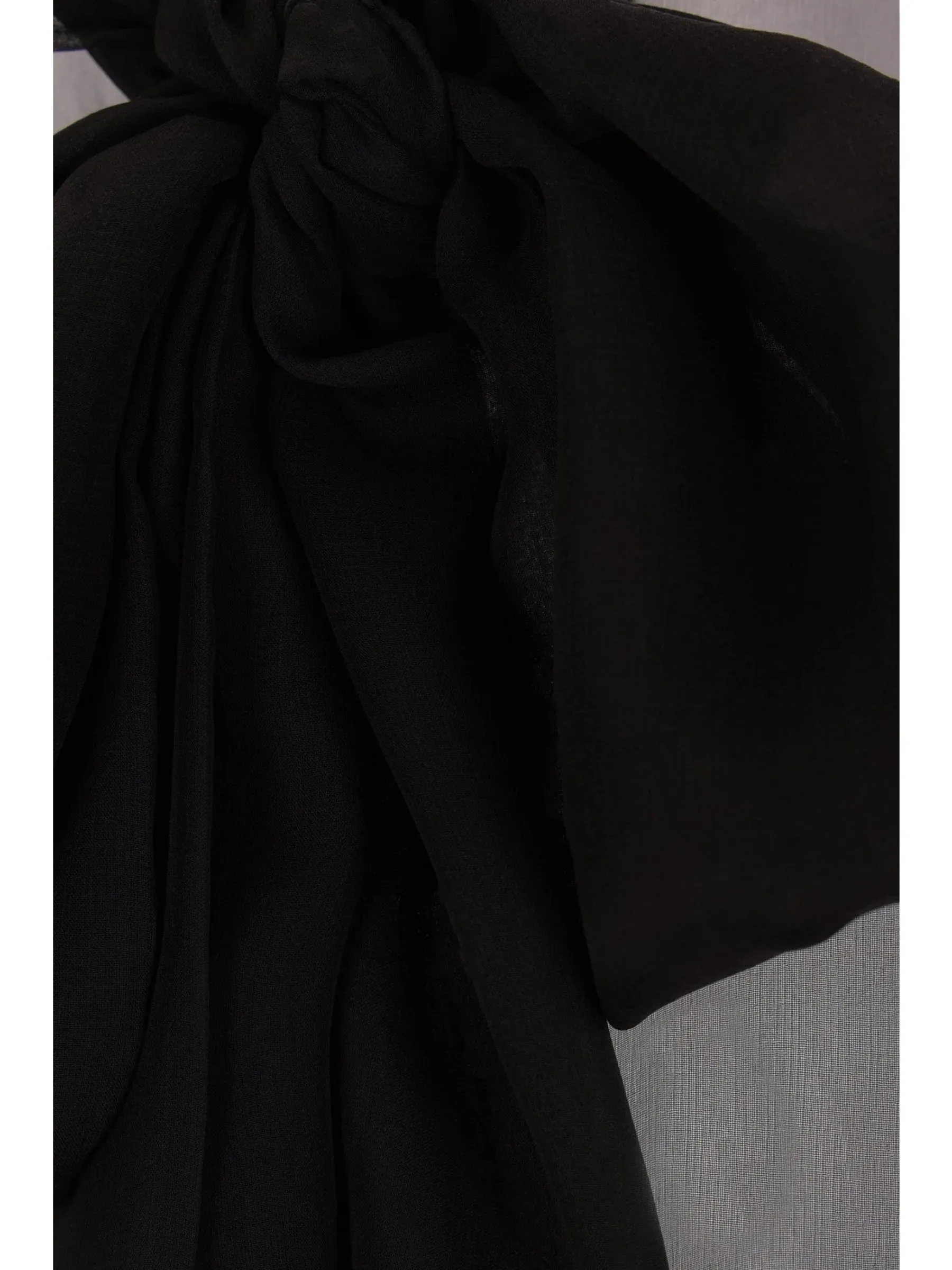 Lavallière Chiffon Blouse
