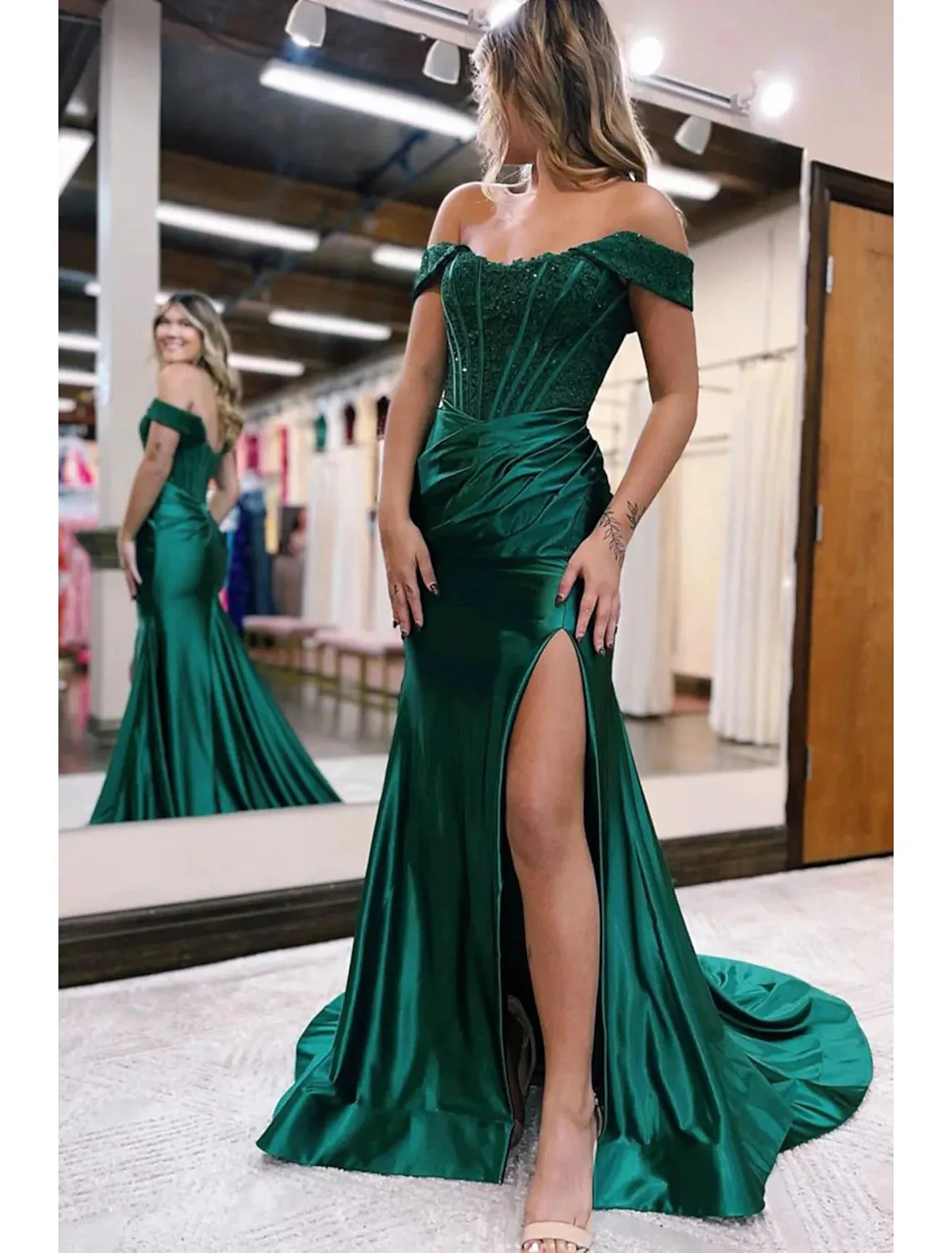 Mermaid / Trumpet Evening Gown Empire Dress Formal Wedding Guest Court Train Sleeveless Off Shoulder Imitation Silk with Slit Appliques